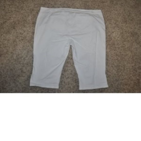 Womens Denim Capris Chaps White 24W Crop Pants Stretch Midrise Plus 5 Pocket - Picture 5 of 6